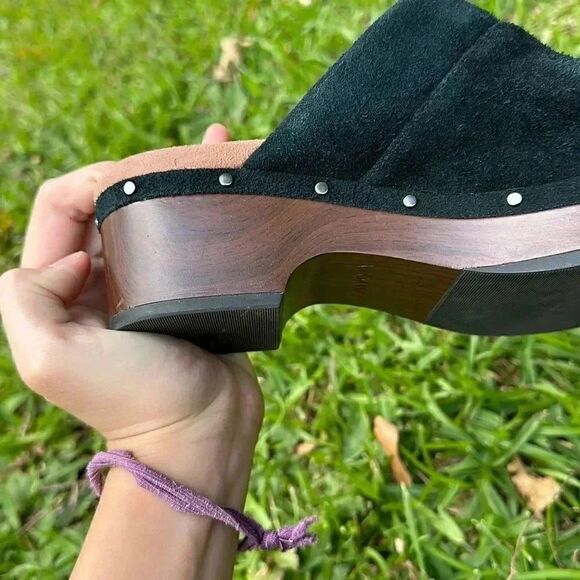 Vionic Kacie Black Suede Clog - Picture 9 of 14